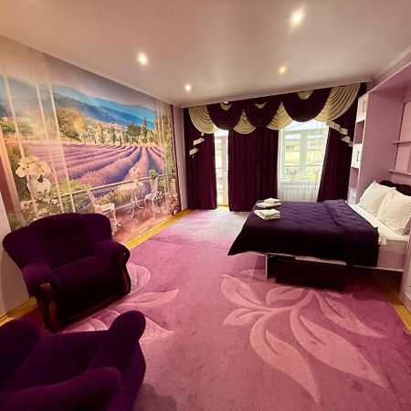 Apartments Provence تشيرنيفتسي المظهر الخارجي الصورة