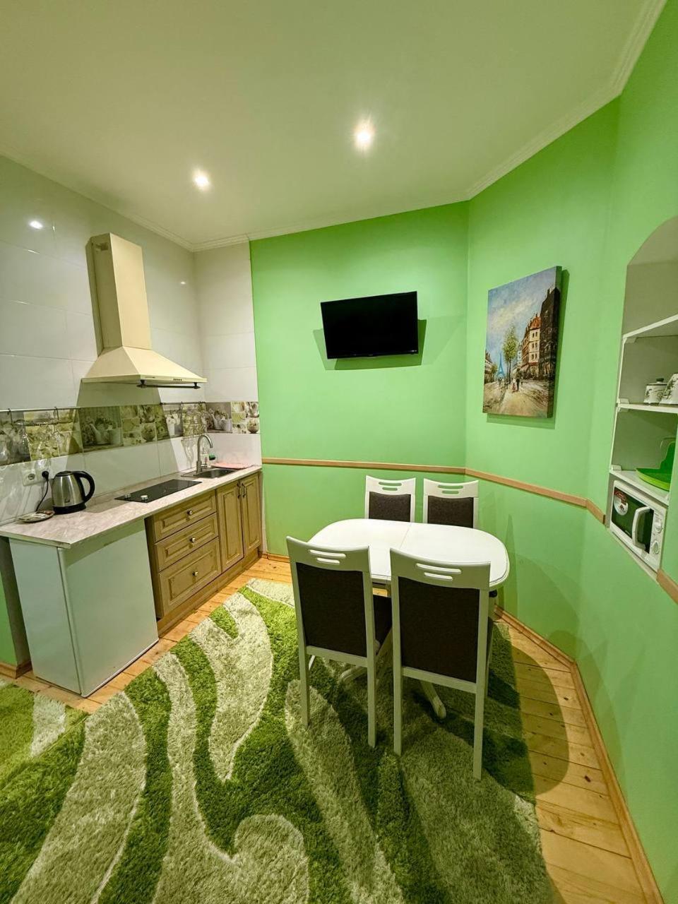 Apartments Provence تشيرنيفتسي المظهر الخارجي الصورة