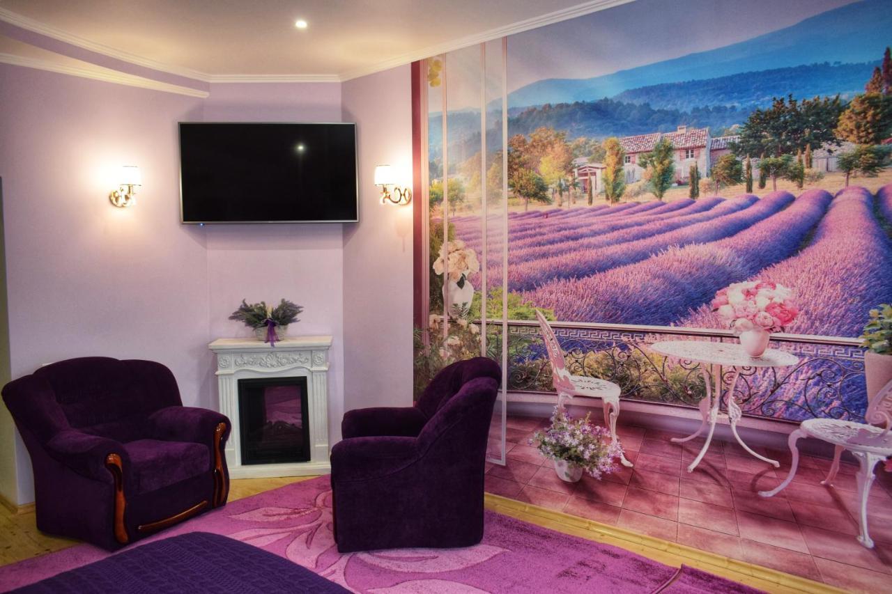 Apartments Provence تشيرنيفتسي المظهر الخارجي الصورة